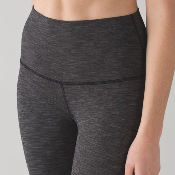 Lululemon Wunder Under Pant Size 8 Luxtreme 31" - Picture 3 of 7